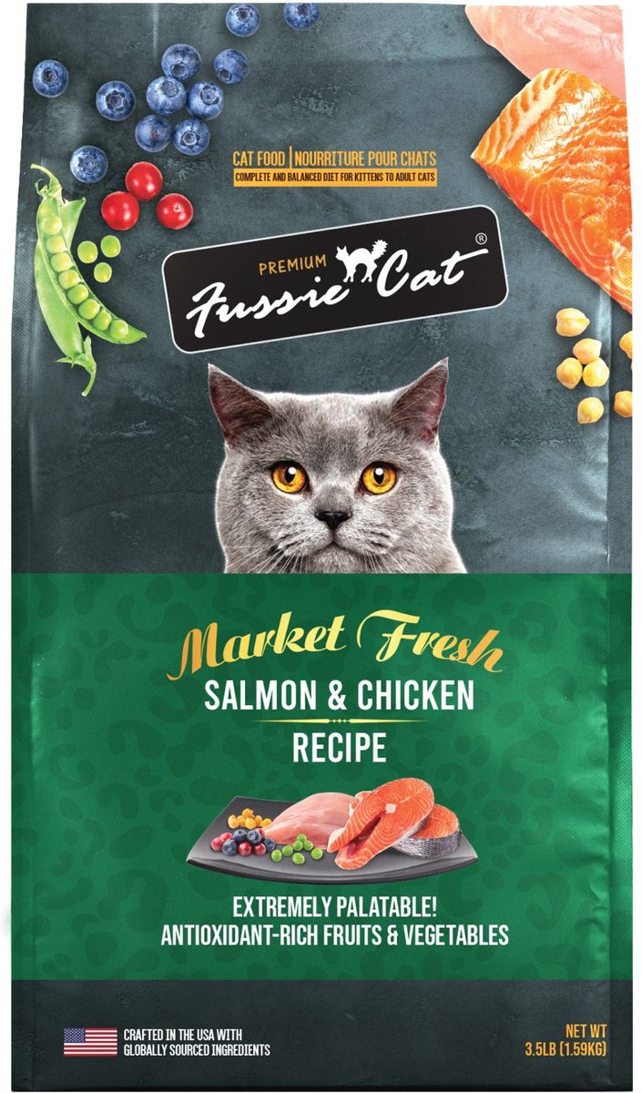 Fussie Cat Market Fresh Grain-Free Salmon and Chicken Dry Food