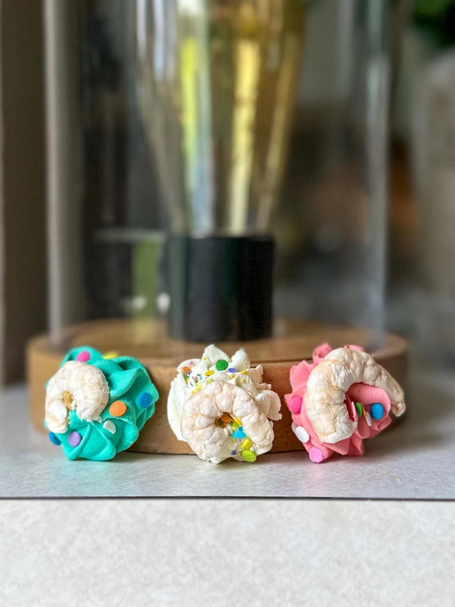 Freeze Dried Liver or Shrimp Kisses for Cats - Lucky Biscuit