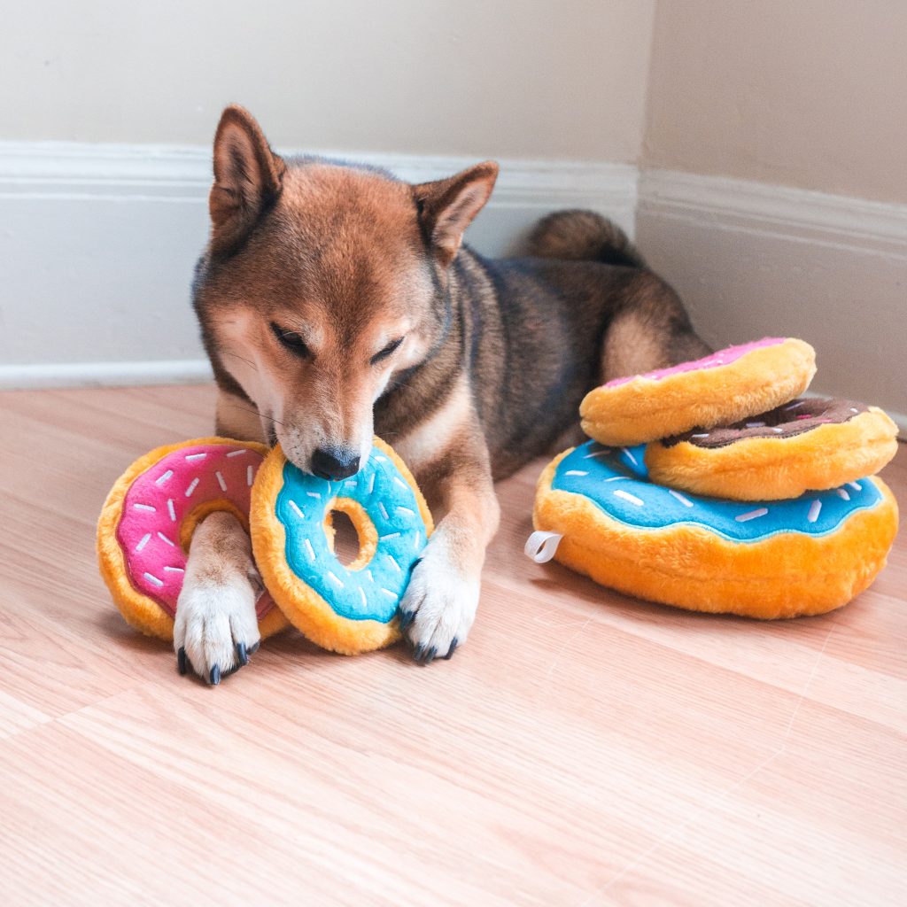 ZippyPaws Valentine’s Donutz, Strawberry